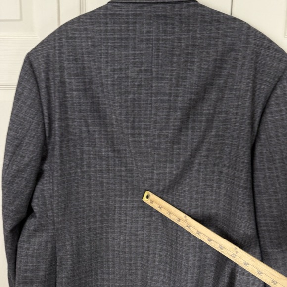 Jos A Bank Signature Collection Grey Plaid Blazer Sport Coat Jacket 2 Button - Picture 2 of 13